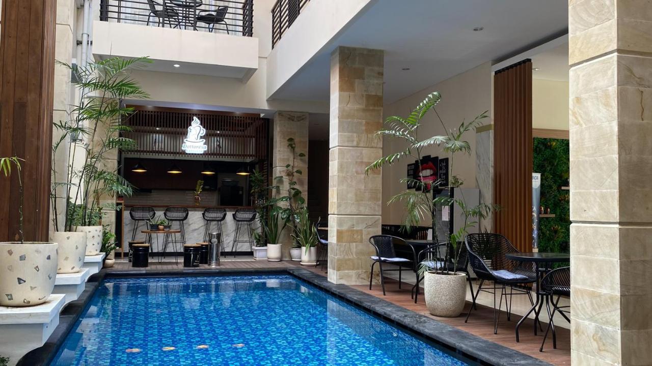 Ultimate Residence Bali Denpasar Exterior foto