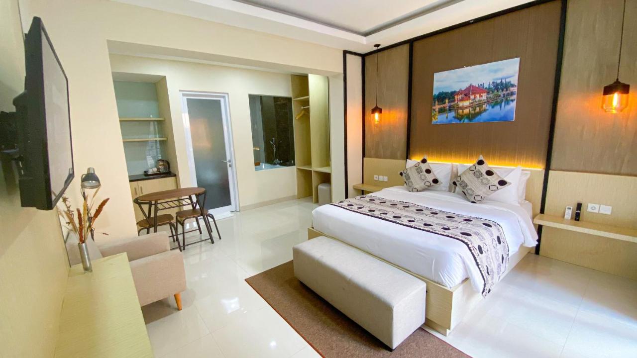 Ultimate Residence Bali Denpasar Exterior foto